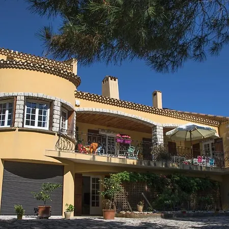 Anduze Bed and Breakfast