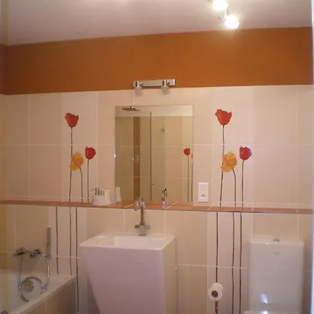 Anduze Bed & Breakfast *